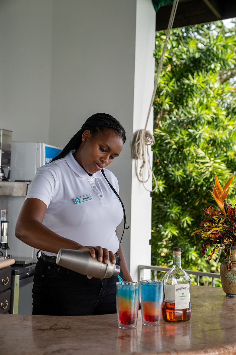 A Chef Per House, Not a Kitchen Per Hundred